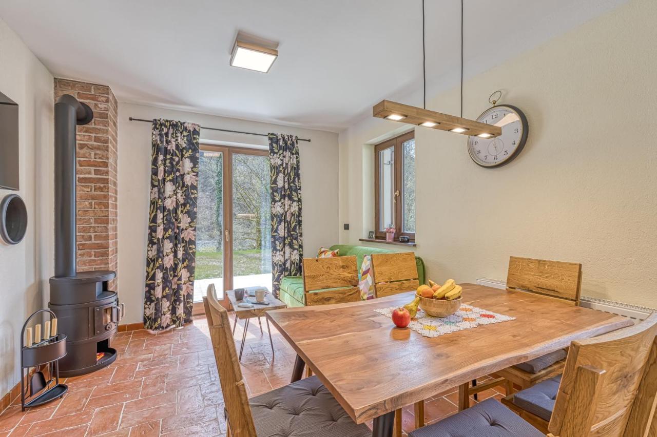 Resort Stari Malni, Osilnica - Vacation Houses Stari Malni Екстер'єр фото