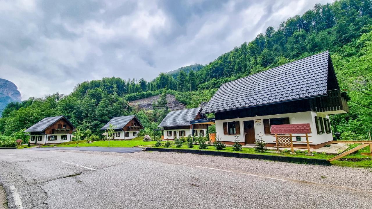 Resort Stari Malni, Osilnica - Vacation Houses Stari Malni Екстер'єр фото