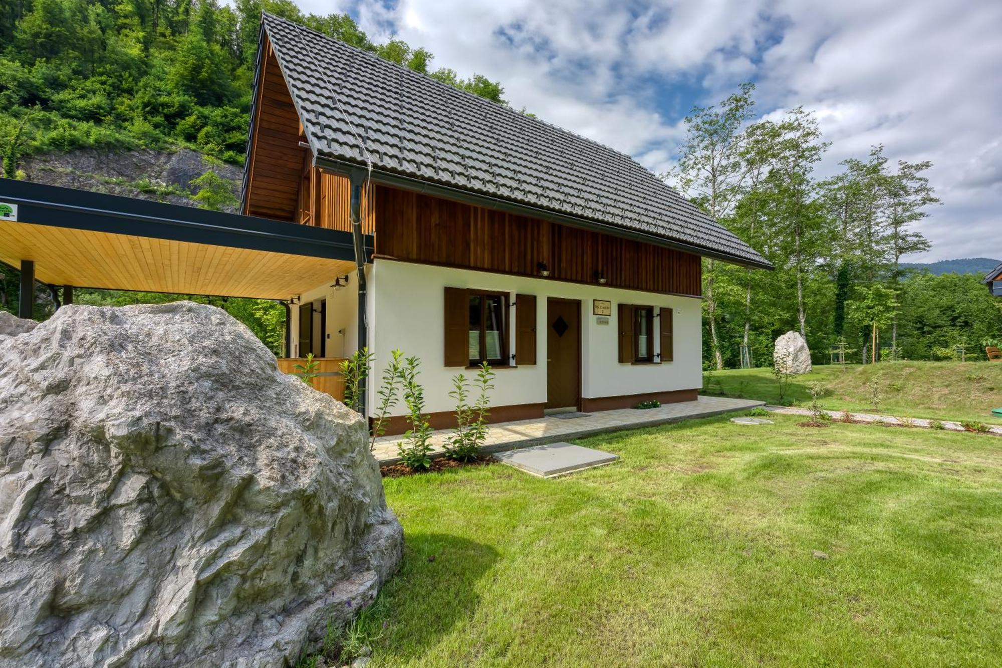 Resort Stari Malni, Osilnica - Vacation Houses Stari Malni Номер фото