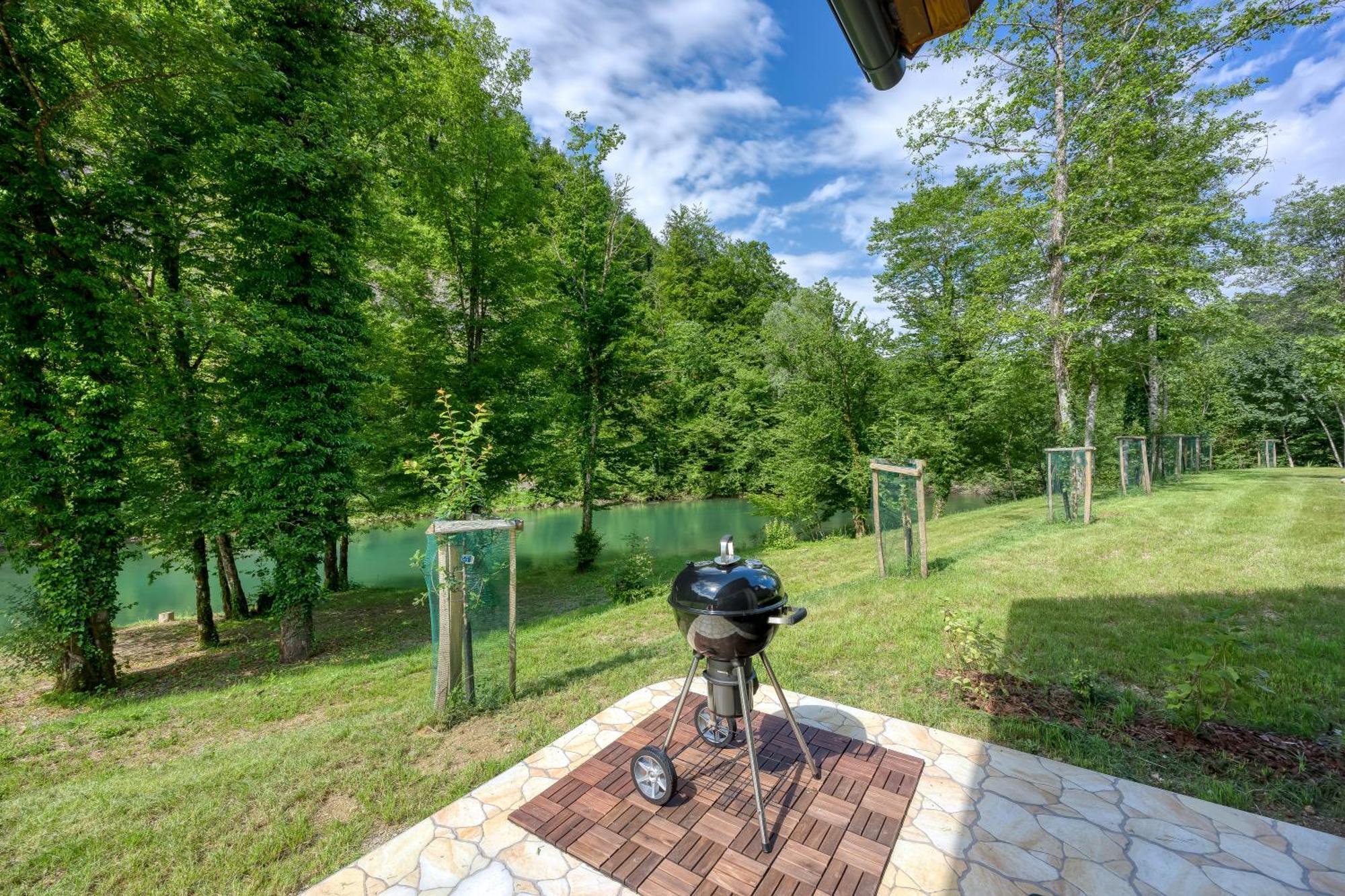 Resort Stari Malni, Osilnica - Vacation Houses Stari Malni Екстер'єр фото